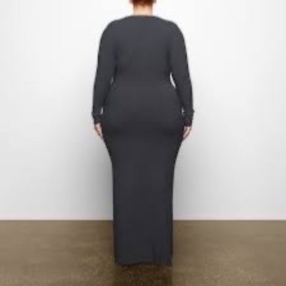 SKIMS Dark Gray/Graphite Soft Lounge Maxi Dress Sz XL NWOT - Picture 3 of 12